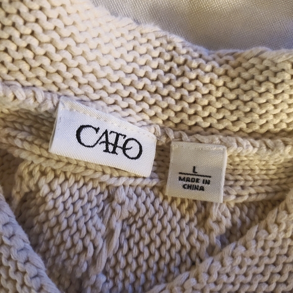 Solid Cable-knit Short-sleeved Cardigan in Natural - Picture 5 of 8